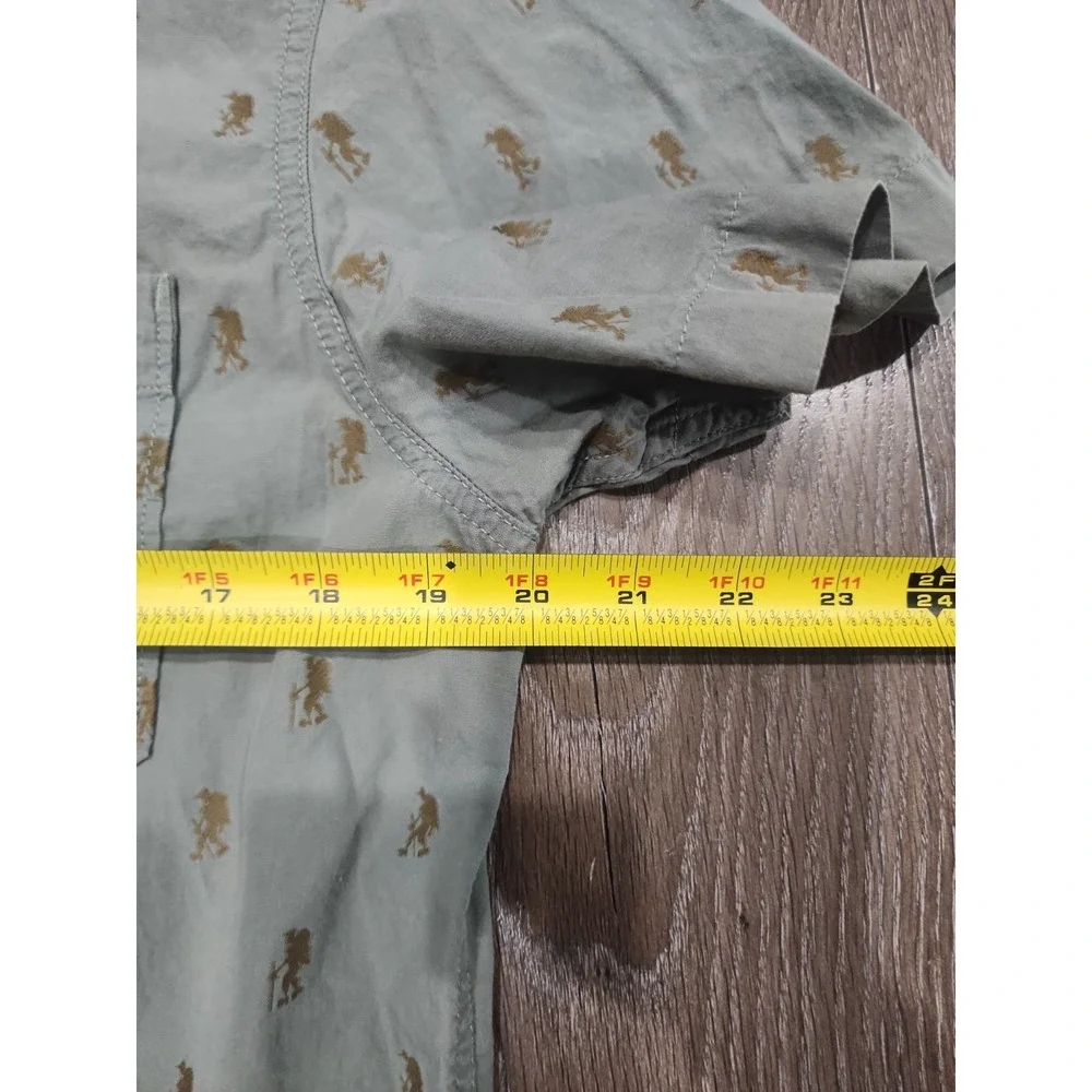 The North‎ Face Men's M Short Sleeve Button-Up Green With Hiker Print